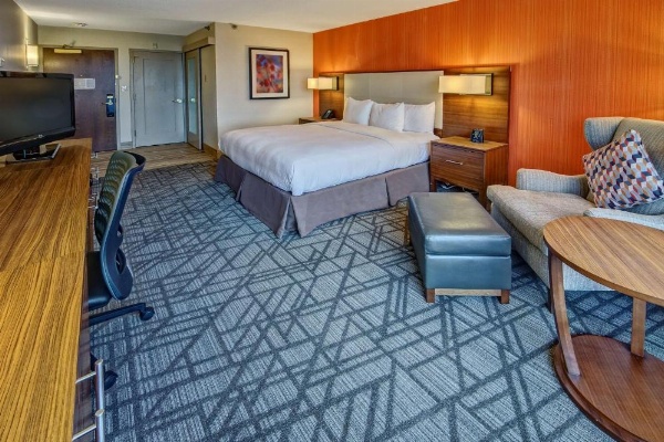 Hilton Knoxville Airport image 27