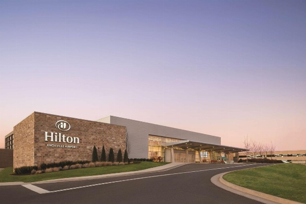Hilton Knoxville Airport image 7